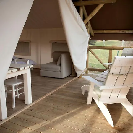 Luxury Romantic Glamping Tent At Mala Nedelja, Slovenia بيت للعطل