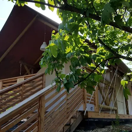بيت للعطل Luxury Romantic Glamping Tent At Mala Nedelja, Slovenia Mala Nedelja